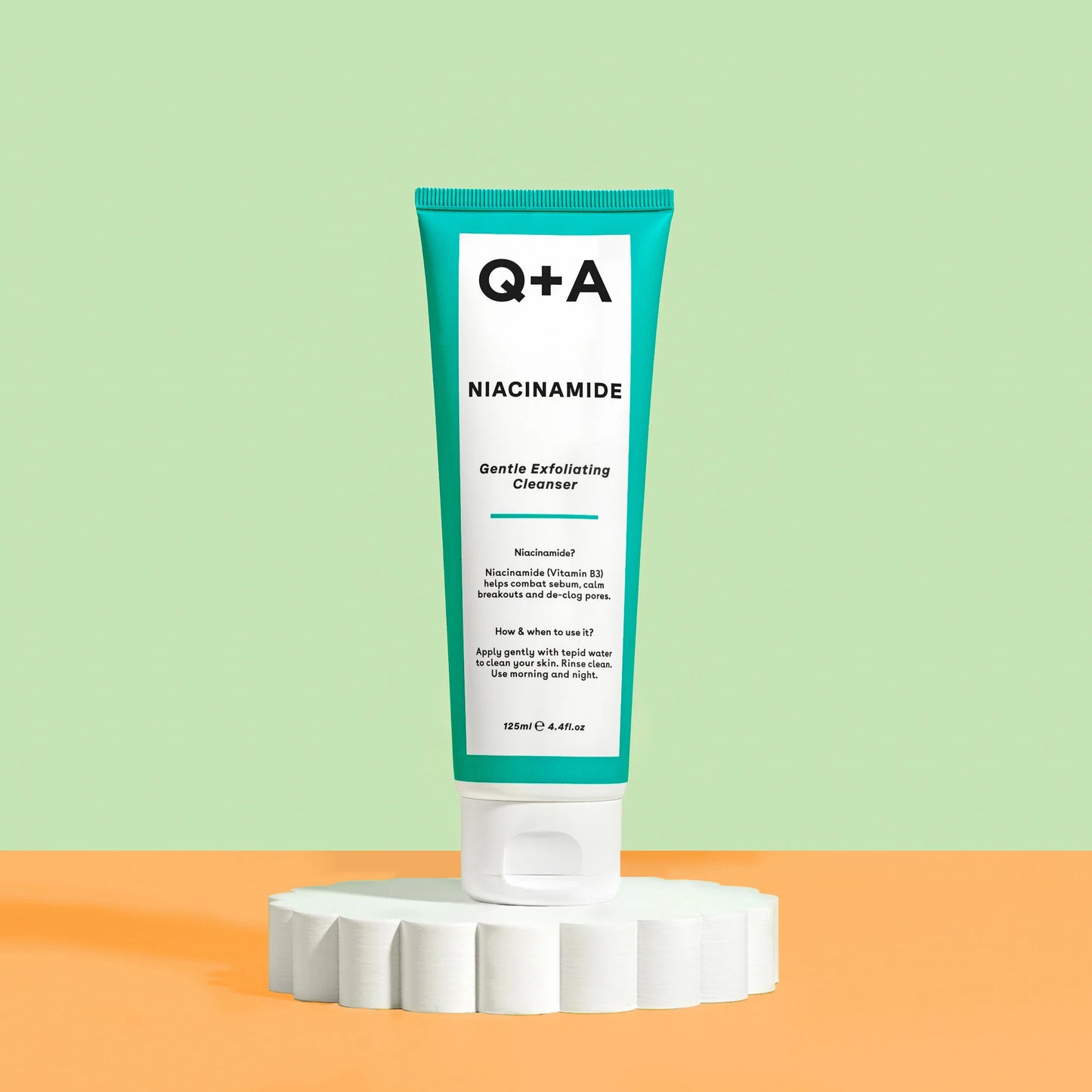 Q+A Skincare - Niacinamide Gentle Exfoliating Cleanser